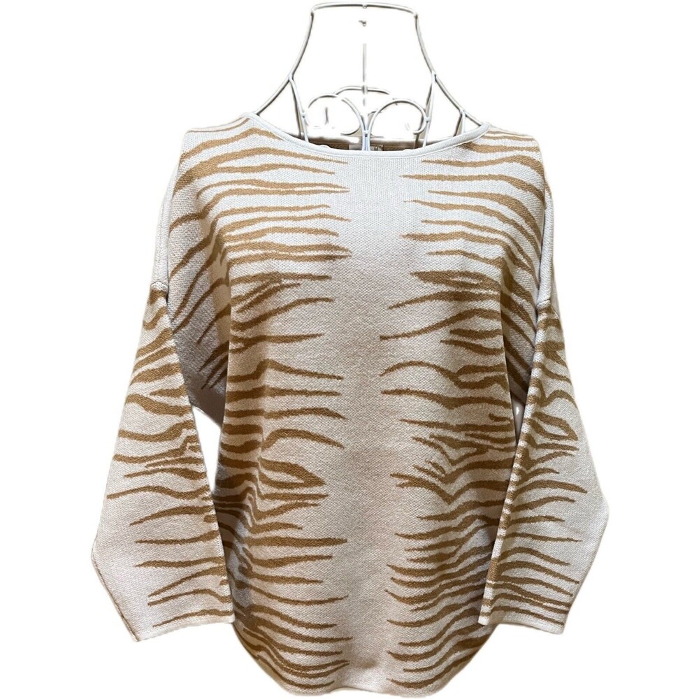 Greige Animal Print Jacquard Dolman Sleeve Camel/Ivory Sweater, Size M, NWT